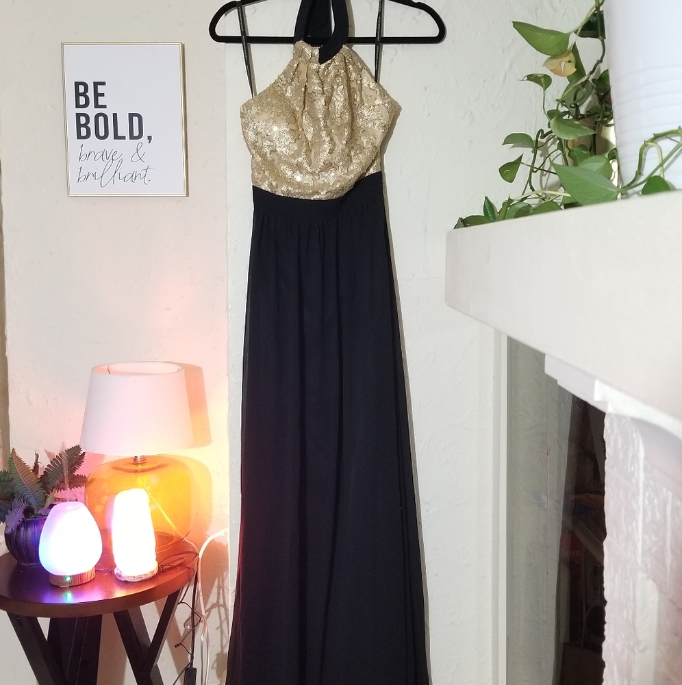 Little mistress elegant maxi dress